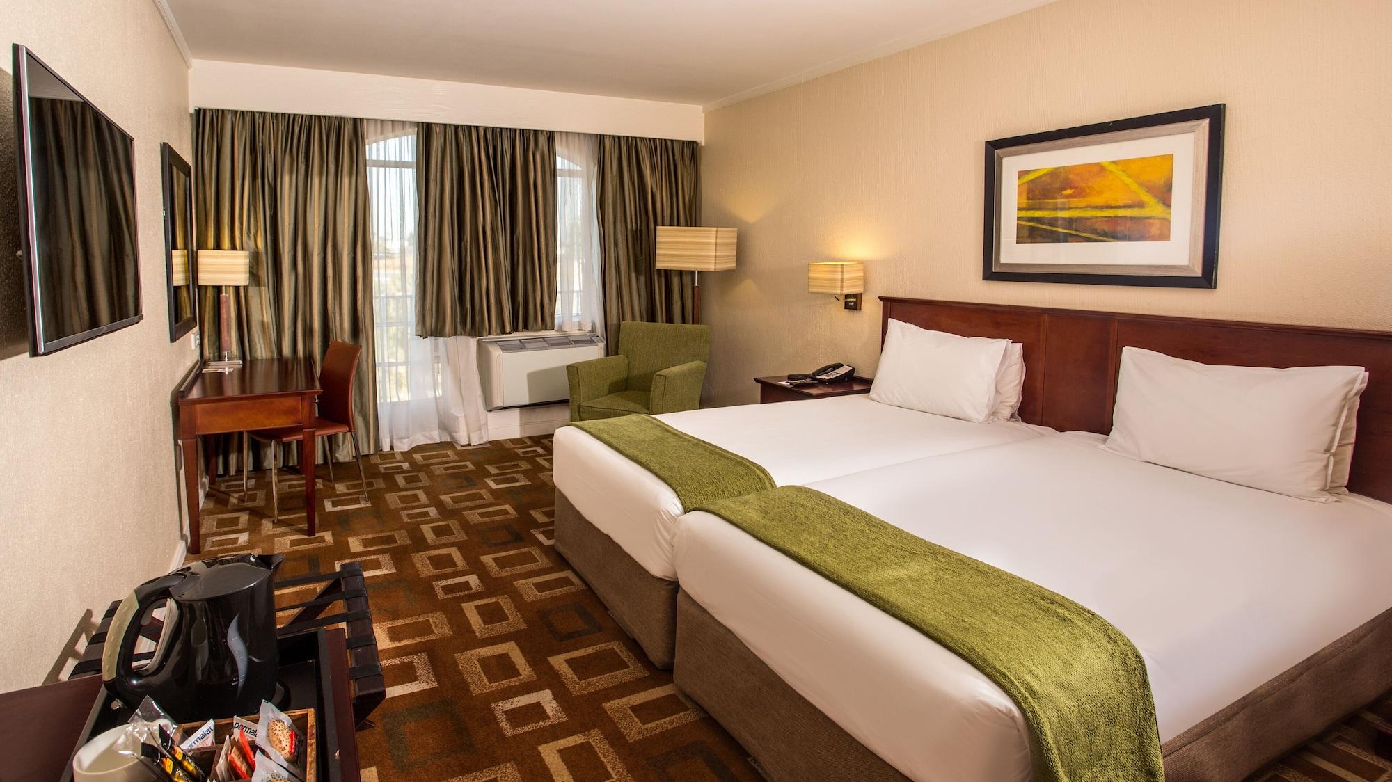 Garden Court Or Tambo International Airport Hotel Kempton Park